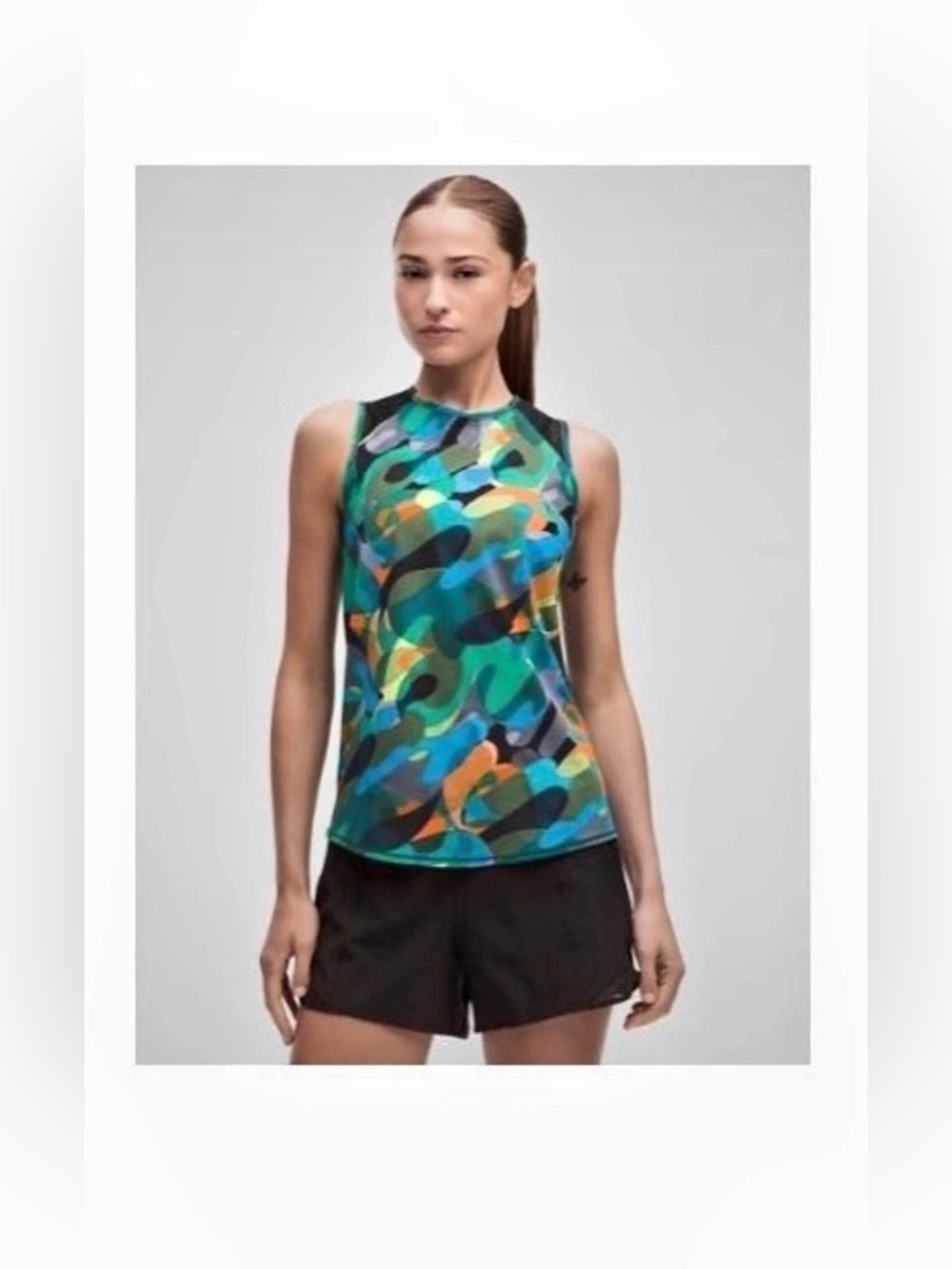 ⭐️Like New⭐️ Lululemon: Sculpt Tank Top- SeaWheeze Flower Splash Multi -Size 14